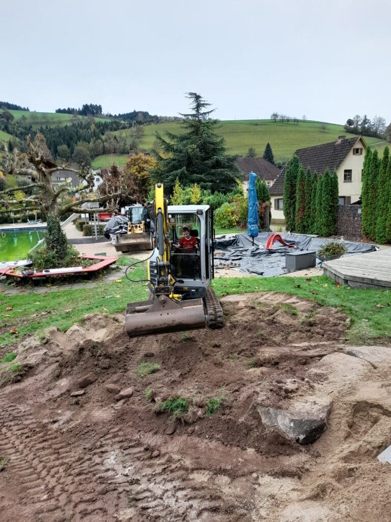 Neuer Sandspielplatz im Schwimmbad Oberharmersbach